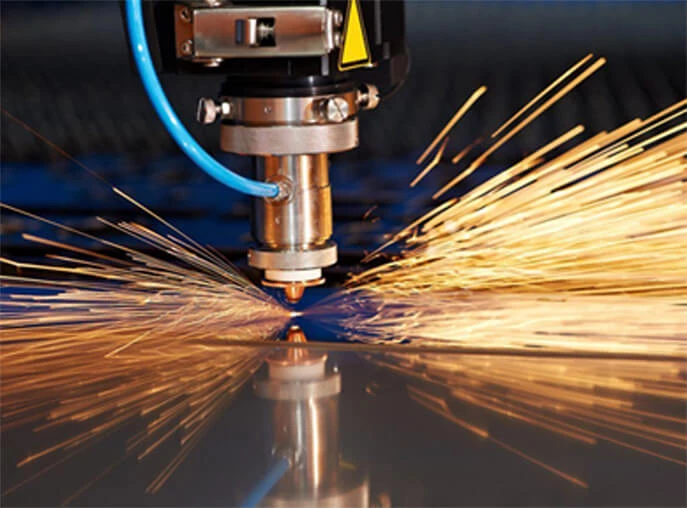 how does a laser cutter work
